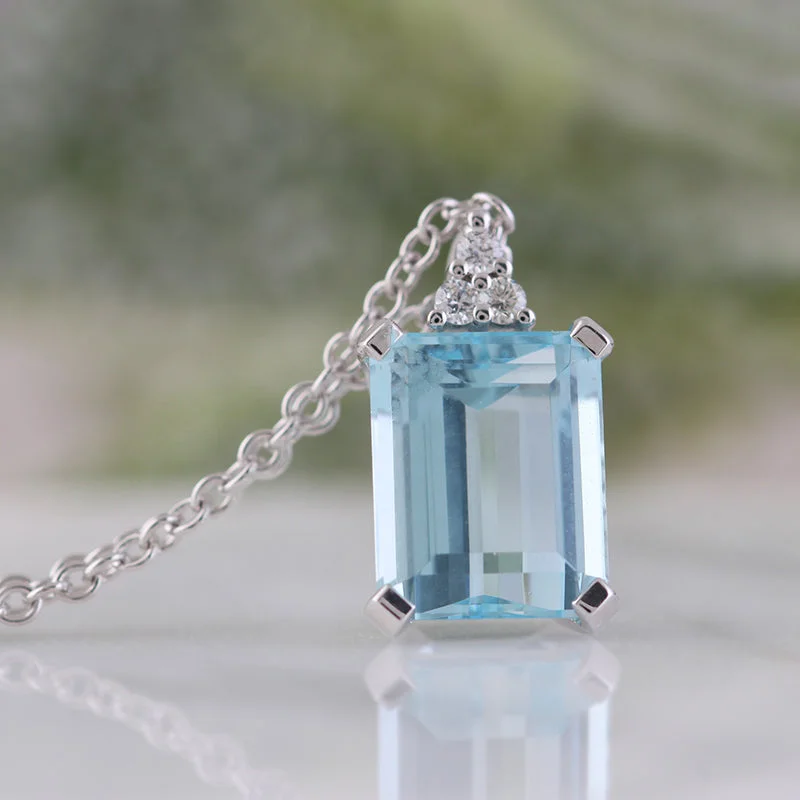 Octagon Aquamarine & Diamond Pendant