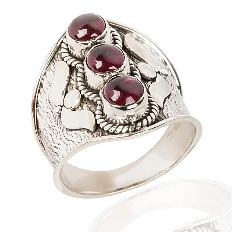 Tanzanite Gemstone Rings in 10K Gold with a Trilogy Design for a Sophisticated Gift925 Sterling Silver Red Garnet 3-Stone Ring Tanzanite Gemstone Rings in 10K Gold with a Trilogy Design for a Sophisticated Gift925 Sterling Silver Red Garnet 3-Stone Ring