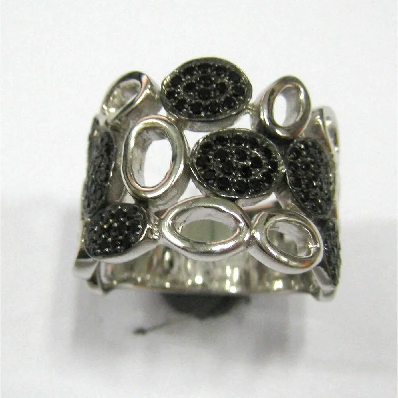 Opal Gemstone Rings in Rose Gold with a Milgrain Edge for a Feminine and Romantic Style925 Sterling Silver Black Spinel Ring Opal Gemstone Rings in Rose Gold with a Milgrain Edge for a Feminine and Romantic Style925 Sterling Silver Black Spinel Ring