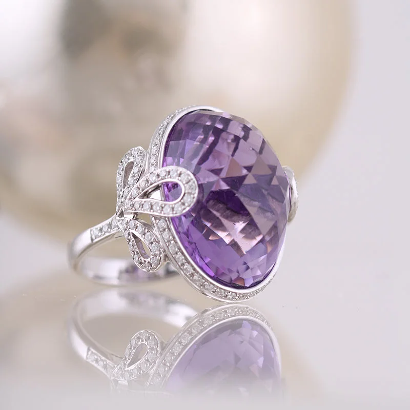 Vintage - Style Filigree Wedding Bands in 14K Gold for a Romantic and Antique - Inspired AestheticOval Amethyst and Diamond Ring Vintage - Style Filigree Wedding Bands in 14K Gold for a Romantic and Antique - Inspired AestheticOval Amethyst and Diamond Ring