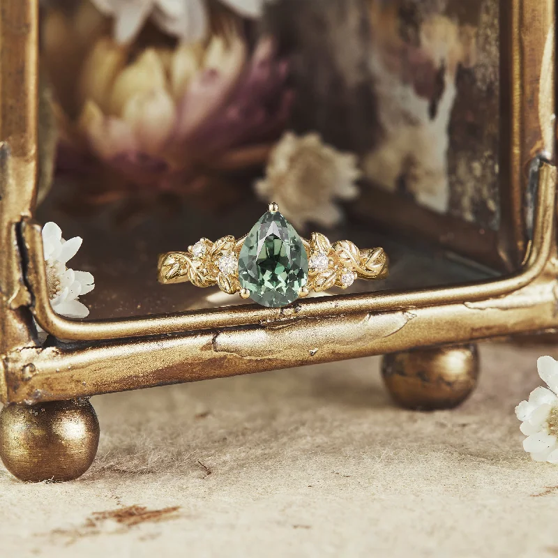 Men's Turquoise Engagement Rings in 925 Silver with a Southwestern - Inspired BandGreen Sapphire Ring - Cora Men's Turquoise Engagement Rings in 925 Silver with a Southwestern - Inspired BandGreen Sapphire Ring - Cora