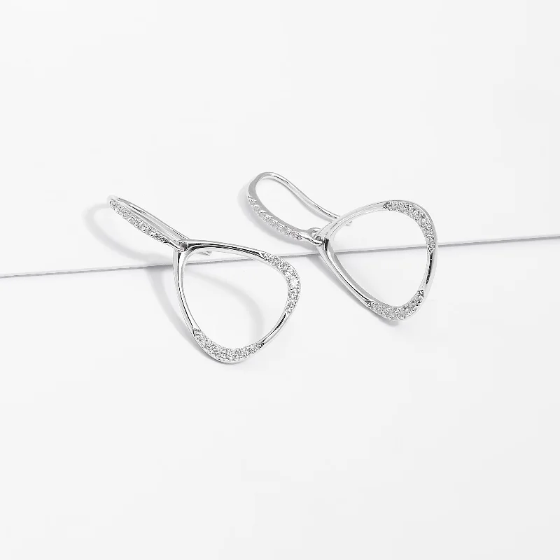 Moissanite - Set Wedding Bands in Yellow Gold for a Sparkling and Ethical Alternative to DiamondsSterling Silver Zirconia Open Triangle Drop Shepherds Hook Earrings Moissanite - Set Wedding Bands in Yellow Gold for a Sparkling and Ethical Alternative to DiamondsSterling Silver Zirconia Open Triangle Drop Shepherds Hook Earrings