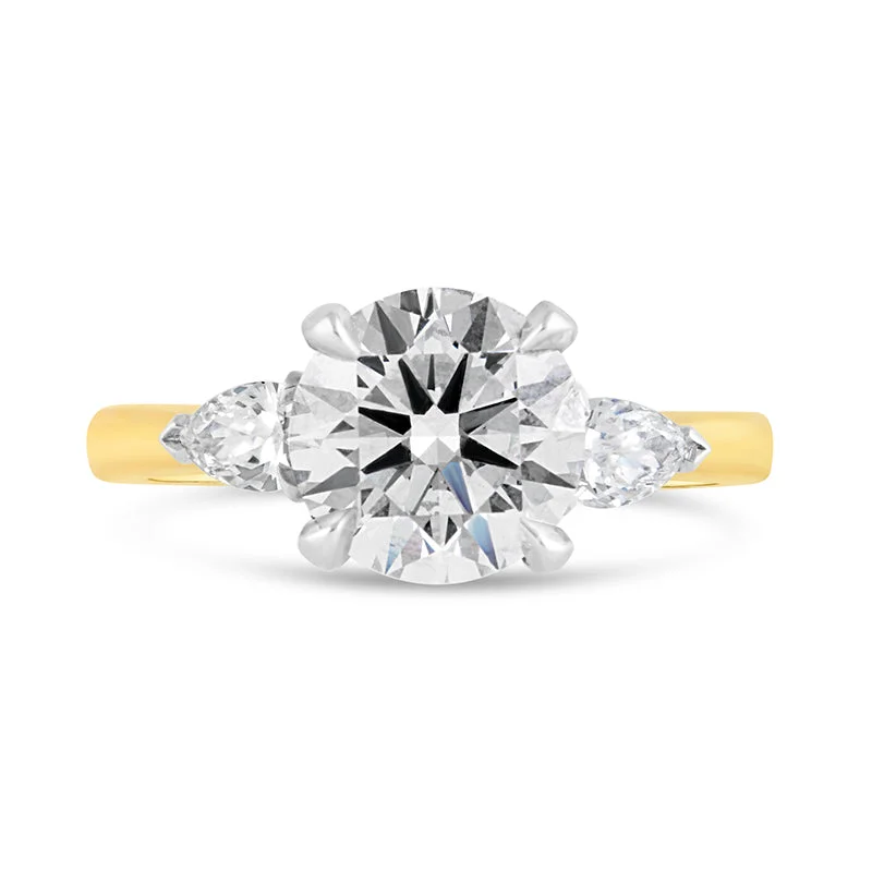 Vintage - Style Filigree Wedding Bands in 14K Gold for a Romantic and Antique - Inspired AestheticRound Brilliant & Pear Three Stone Engagement Ring 2.36ct Vintage - Style Filigree Wedding Bands in 14K Gold for a Romantic and Antique - Inspired AestheticRound Brilliant & Pear Three Stone Engagement Ring 2.36ct