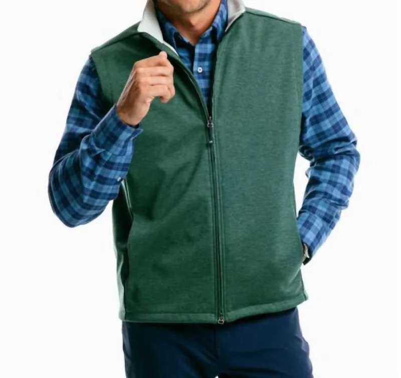 Breakwater Performance Vest In Heather Green Gables