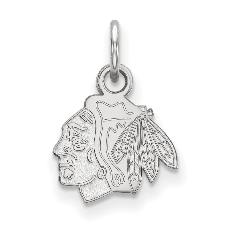 18K Gold - Plated Angel Wing Pendant for a Symbolic and Elegant Accessory14k White Gold NHL Chicago Blackhawks XS (Tiny) Charm or Pendant 18K Gold - Plated Angel Wing Pendant for a Symbolic and Elegant Accessory14k White Gold NHL Chicago Blackhawks XS (Tiny) Charm or Pendant
