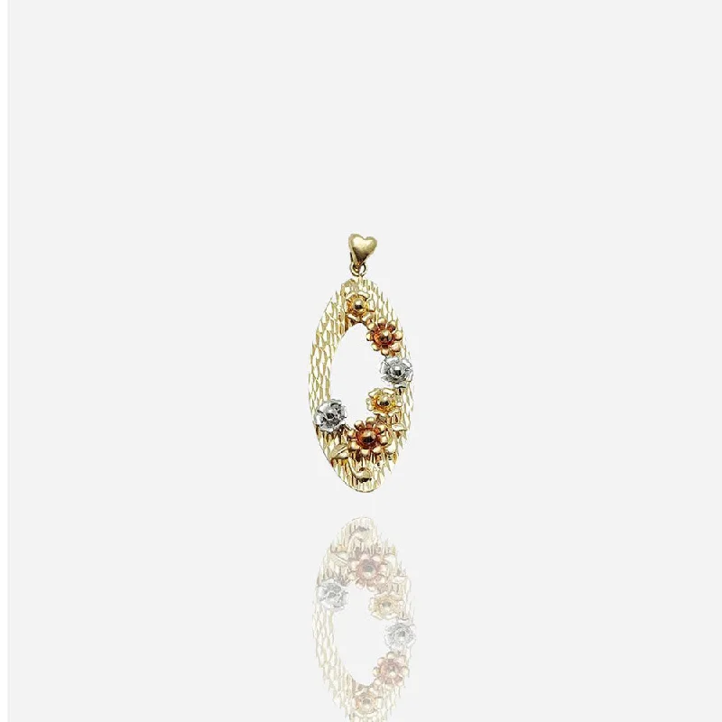 Tricolor Oval Flower Wreath Pendant (14K)