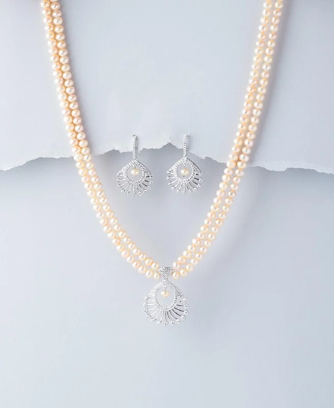 chain necklaces care maintenanceBeautiful Real Pearl Necklace Set