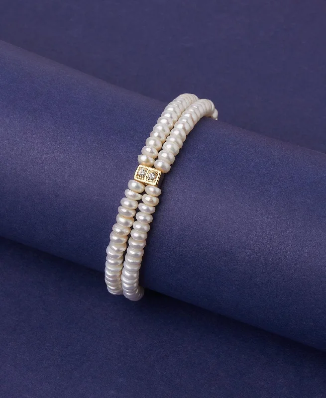 Adjustable Leather and Pearl Bracelet with Braided Detail for a Boho - Chic VibeElegant and classy Pearl Bracelet Adjustable Leather and Pearl Bracelet with Braided Detail for a Boho - Chic VibeElegant and classy Pearl Bracelet