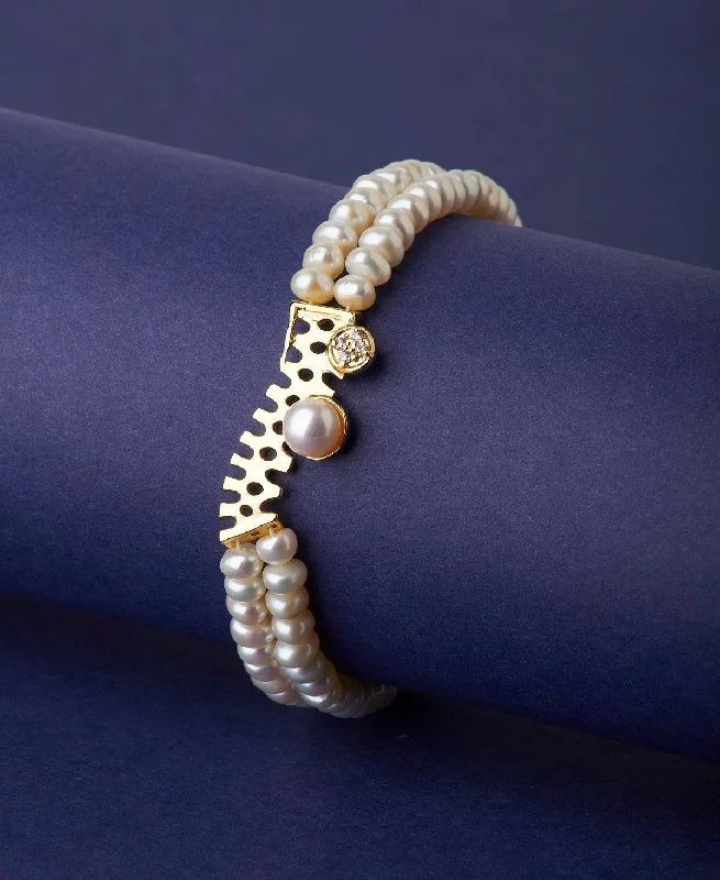 Adjustable Leather and Pearl Bracelet with Braided Detail for a Boho - Chic VibeElegant Real Pearl Bracelet Adjustable Leather and Pearl Bracelet with Braided Detail for a Boho - Chic VibeElegant Real Pearl Bracelet