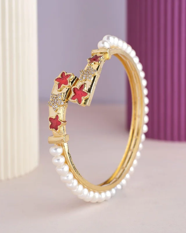 Pearl and Leather Cuff Bracelet with Studded Embellishments for a Rocker - Inspired StyleFloral Enamel White Pearl Bangle Pearl and Leather Cuff Bracelet with Studded Embellishments for a Rocker - Inspired StyleFloral Enamel White Pearl Bangle