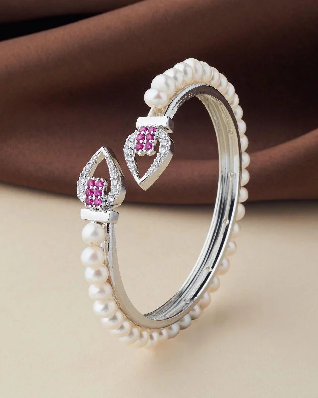 Cultured Akoya Pearl Bracelet with Sterling Silver Clasp for Timeless EleganceBeautiful and Classy Pearl Bangle
